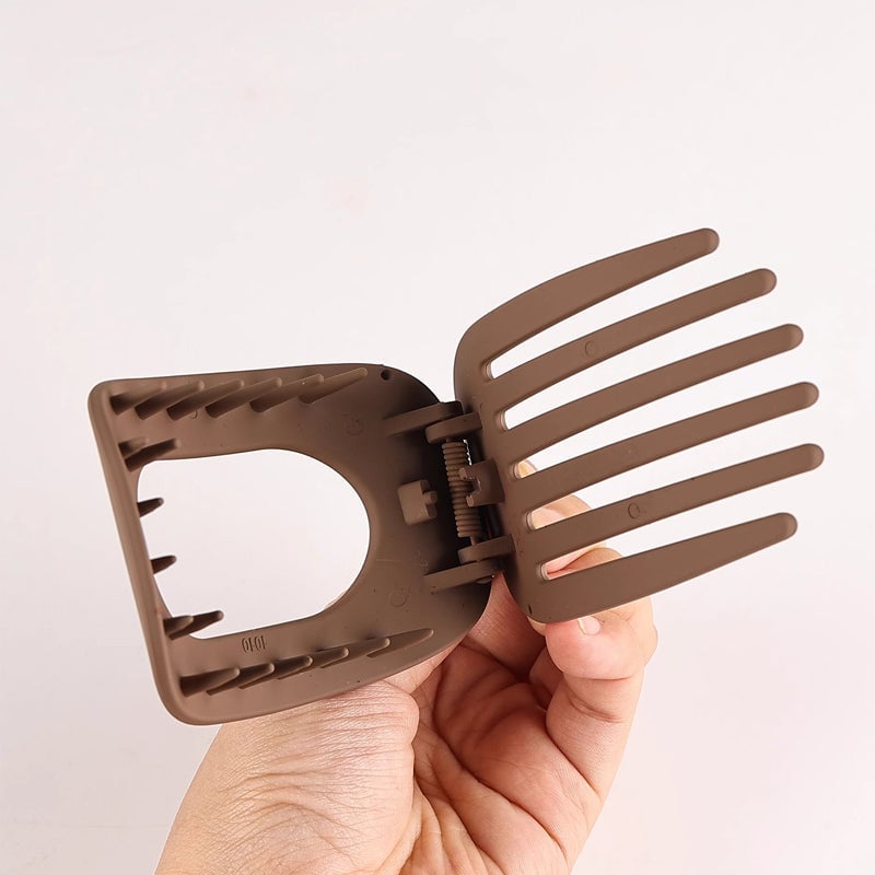 Sleek Oval Hair Clip Set