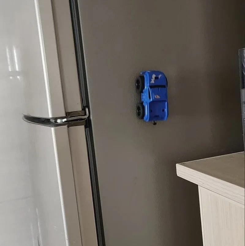 GRAVI-CRAWL MAGNETIC WALL CLIMBING CARS – ADVENTURE ON EVERY SURFACE!