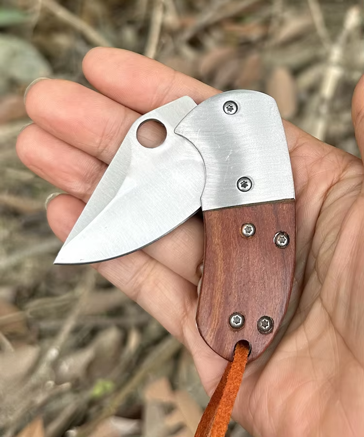 Durable Stainless Steel Folding Knife
