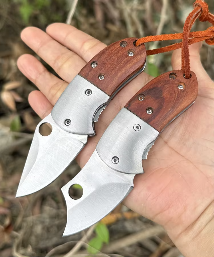 Durable Stainless Steel Folding Knife