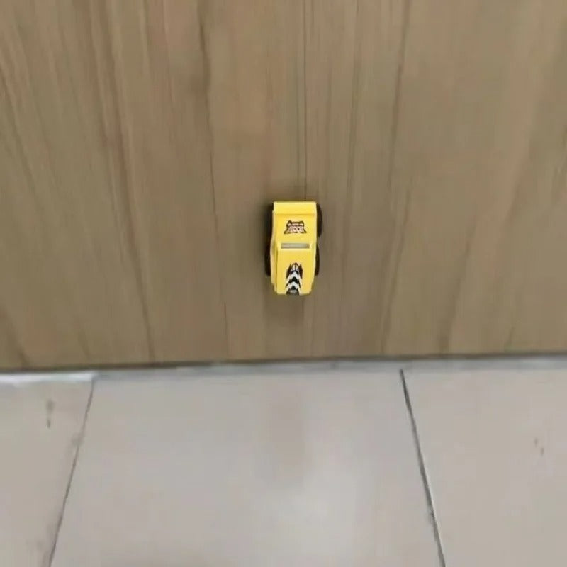 GRAVI-CRAWL MAGNETIC WALL CLIMBING CARS โ ADVENTURE ON EVERY SURFACE!