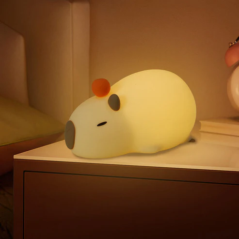 CUDDLY CAPYBARA SQUISHY NIGHT LIGHT