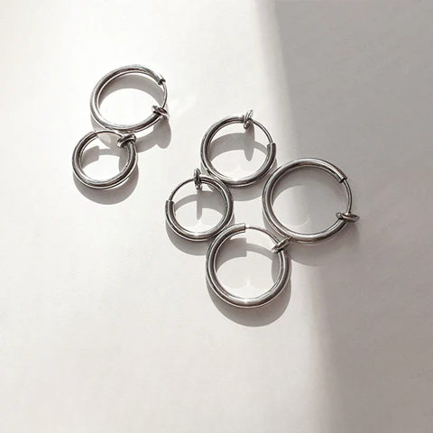 RETRACTABLE EARRINGS | NON-PIERCING HOOP EARRINGS