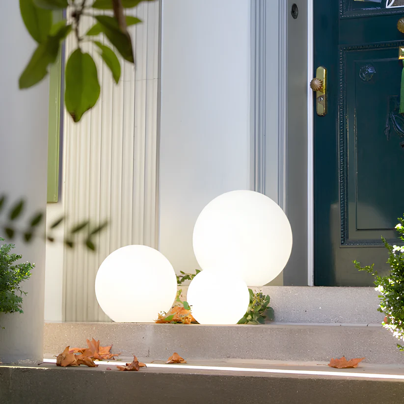 Radiant Spherical Garden Light