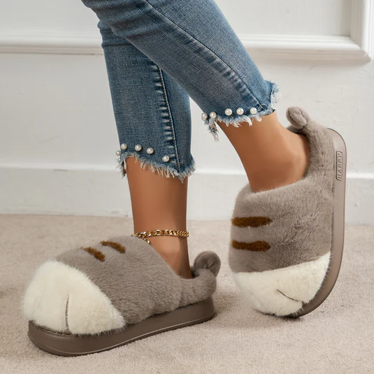 Adorable Cat Paw Slippers