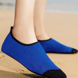 Mens and Woman Anti-slip Aqua Socks