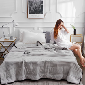 Soothing Ice Cooling Blanket (Buy 1 Get 1 Free)